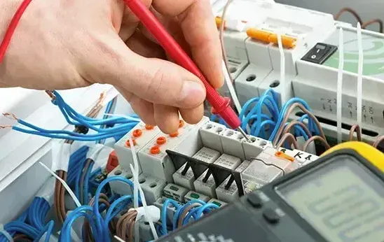 Professional electrician in Seven Kings